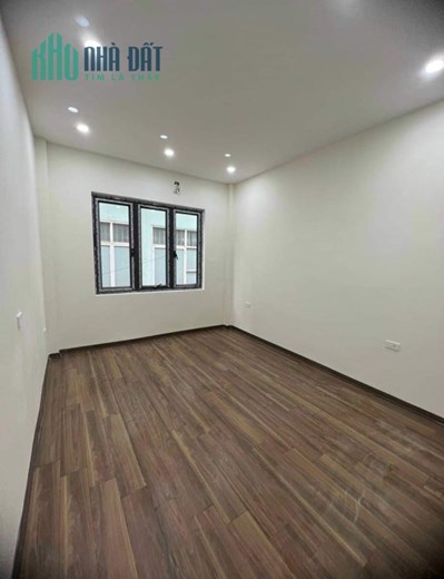 5,75 tỷ/ 5 tầng - Nguyễn Khuyến - 10m ô tô, kinh doanh, view hồ Văn Quán