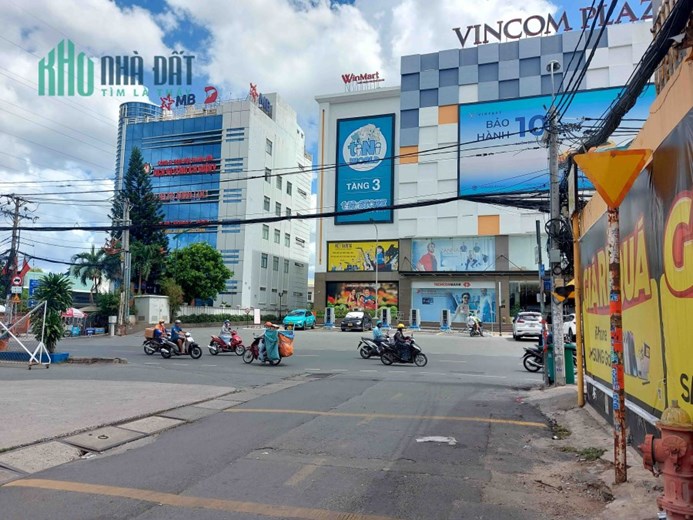 Ngộp Bank Bán Gấp Mặt Tiền Hiệp Phú, Quận 9, 140m2, Chỉ 7.x Tỷ Lô Góc, Ngang 6m, Giảm Sập Sàn