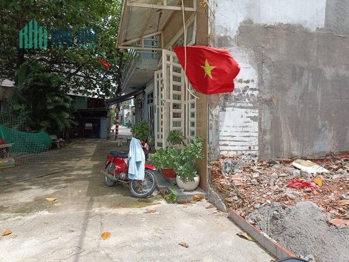 Đất trung tâm Quận 7, giá Nhà Bè 6x18m - tặng nhà cấp 4, mật độ xây dựng 90% - xây dựng thoải mái