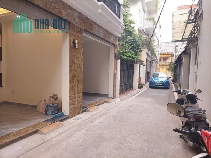 Nhà đẹp Nguyễn Văn Cừ, Long Biên, oto thông, thang máy, 46m2x 7 tầng, mặt tiền: 4m, 8 tỷ