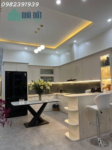 NHÀ THÁI THỊNH, GẦN Ô TÔ, FULL NỘI THẤT 38M 4.3TỶ