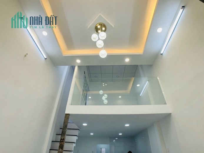 38m² 3.7 tỷ nhà  hẻm ba-gác XVNT p.21 q.B/Thạnh 4.3x15m 2 tầng  dt thật 64.5m²