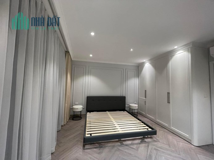 Bán Nhà Phố Chùa Bộc 6 Tầng Thang Máy mặt tiền 4,6m chỉ 7,2 tỷ