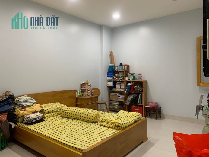 ĐƯỜNG 12M KHU VIP PHÂN LÔ BIỆT THỰ VƯỜN LÀI QUẬN 12 - 88M2, 3 TẦNG, 3 PN, CHÍNH CHỦ XÂY Ở KIÊN CỐ.
