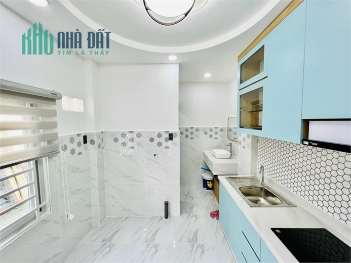 Bán nhà Lê Văn Chí - Diện tích lớn 100m2 chỉ 4.2 tỷ - Khu Dân Trí cao