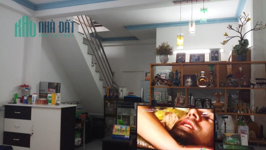 Bán nhà Lê Văn Chí - 40m2 2 tầng - SỔ HỒNG RIÊNG - NHÀ Ở NGAY chỉ 3 tỷ