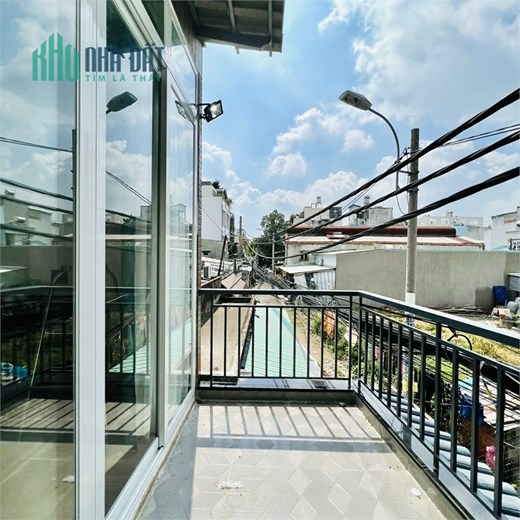 Bán nhà Lê Văn Chí - Diện tích lớn 100m2 chỉ 4.2 tỷ - Khu Dân Trí cao