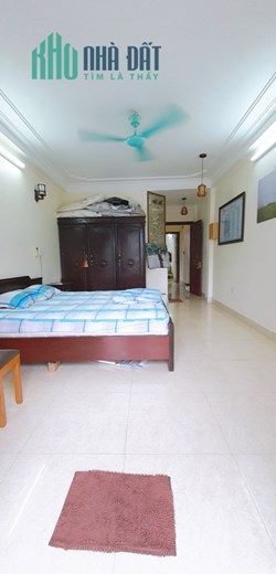 Bán nhà Mễ Trì 48mx 5 tầng, oto vào nhà, kinh doanh, view hồ, 2 mặt đường, nhỉnh 8 tỷ.