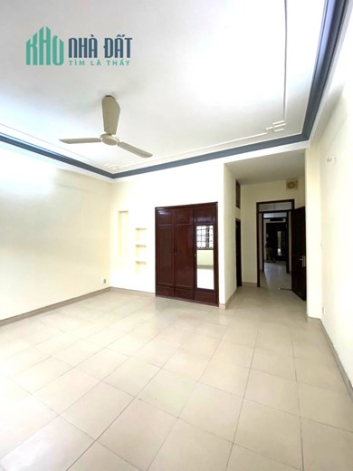 Bán Nhà Đẹp HXH Âu Dương Lân, 60m2, 3 Tầng, Ngang gần 5M, Sát Quận 5,1