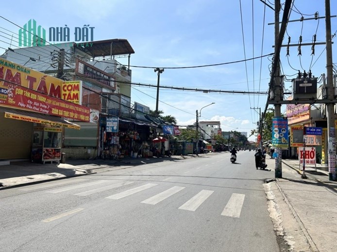 Bán nhà HXH, chợ An Bình, Dĩ An, Bình Dương, 110m2, giá chỉ 3,3 tỷ.