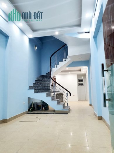 Trung tâm Thanh Trì, cách ô tô tránh 10m, tương lai quy hoạch rạng ngời, giá cực tốt