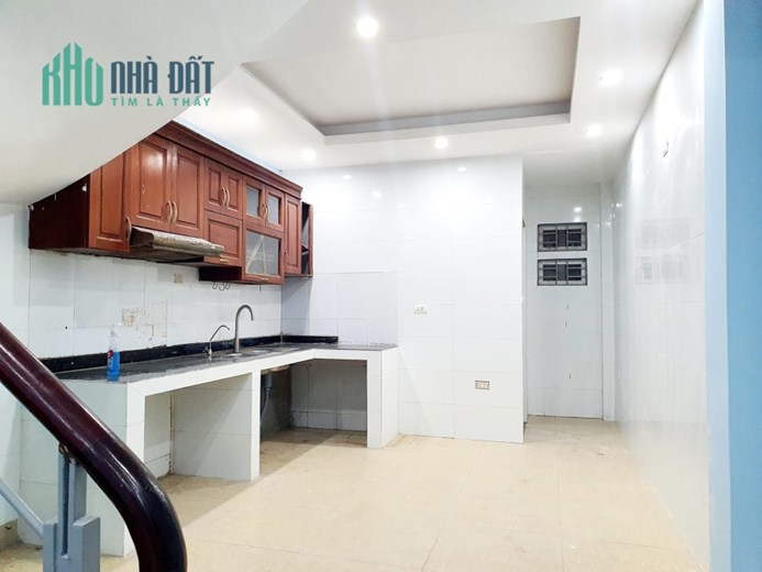 Trung tâm Thanh Trì, cách ô tô tránh 10m, tương lai quy hoạch rạng ngời, giá cực tốt