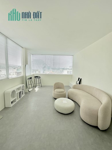 Sang Rẻ lại Studio Mới đẹp, Studio chụp hình mặt tiền Q10 , Tel : 0901399598