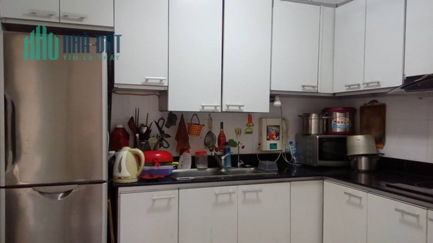 Cho thuê tòa nhà văn phòng quận Đống Đa, Hà Nội, Diện tích 220m2x7 tầng Lh 0968661353