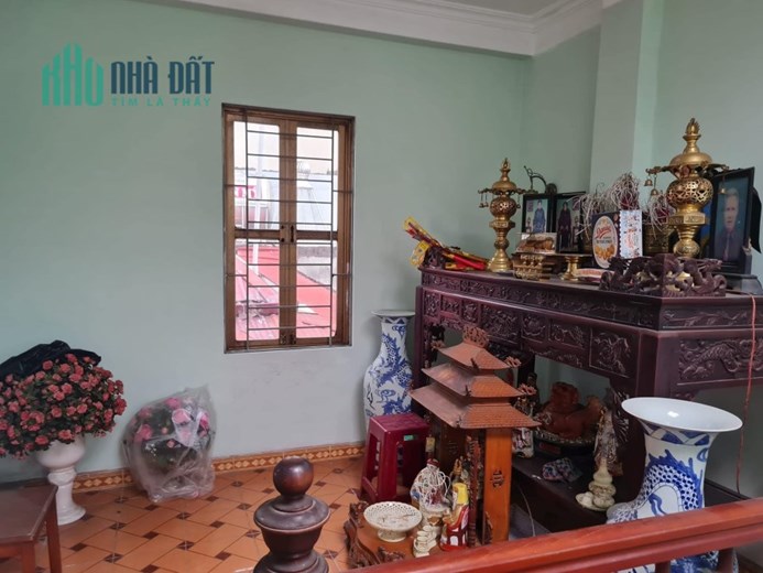 Ngọc Lâm Rất Hiếm: 5 Tầng- Lô Góc- Vỉa Hè- Kinh Doanh tấp nập ngày đêm. Nhỉnh 10 tỷ thương lượng