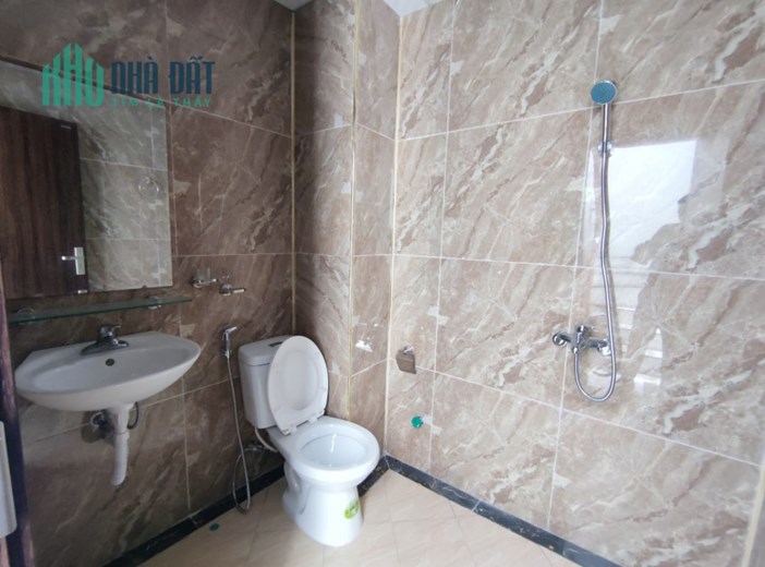 NHÀ ĐẸP Ở NGAY - LÊ TRỌNG TẤN, HÀ ĐÔNG - 32m2x5TẦNG - NGÕ ÔTÔ - HƠN 3TỶ.