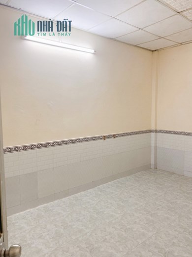 Nhà thuê trệt, lửng hẻm 141 Tám Danh P4Q8 - Giá : 8 Triệu