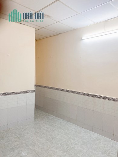 Nhà thuê trệt, lửng hẻm 141 Tám Danh P4Q8 - Giá : 8 Triệu