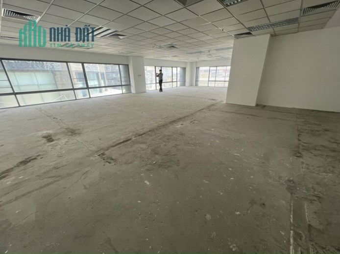 Cho thuê văn phòng logistic 100m2, 160m2, 200m2 tòa Sky City, Láng Hạ, Đống Đa, giá rẻ nhất