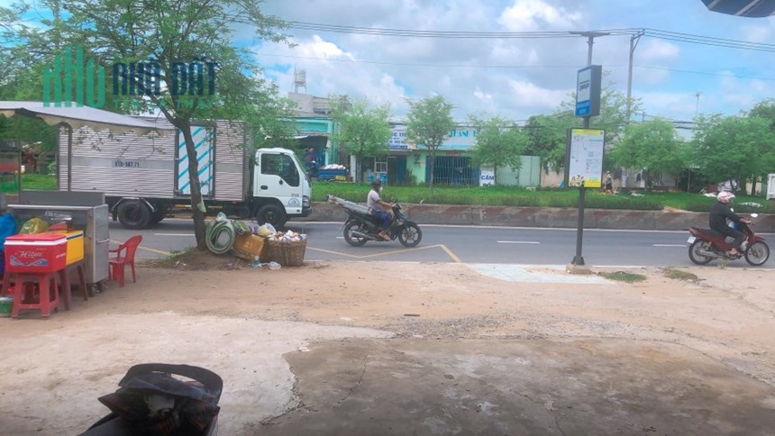 Cho thuê nhà trần văn giàu, 4 phòng, 3 vệ sinh, 12tr/tháng