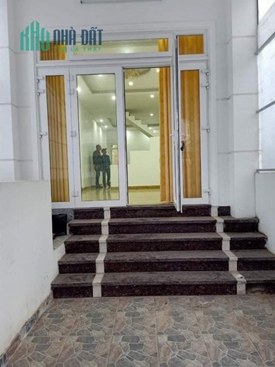 Bán nhà 96m2 Sổ riêng xây dựng đường Nguyễn Trung Trực, Phường 3, Đà Lạt