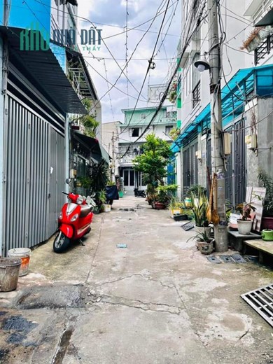 Bán nhà 3 tầng BTCT hẻm xe hơi 5M, nh 4.6x13M Chỉ 4 tỷ x