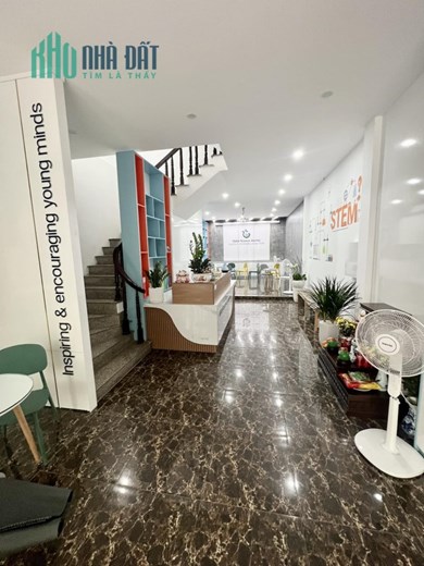 Bán nhà Nguyễn Thị Định, vỉa hè, ô tô tránh, 70m, MT5m, 6T, 21.8 TỶ.