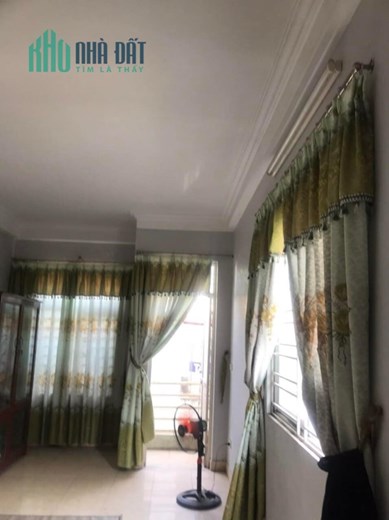 Bán nhà Minh Khai, Mấy bước ra mặt phố, DT 37m2, giá 3.8 tỷ.