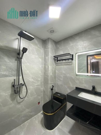 Nhà Đống Đa, chỉ 1 nhà ra mặt phố Xã Đàn, 45m2x5T, MT 5m thoáng sáng. Giá 7 tỷ có TL.