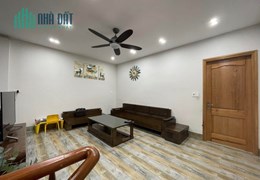 CẦN BÁN NHÀ HOÀNG LIÊN ĐỊA CHỈ; Đường Trần Phú Phường Nam Cường Thành Phố Lào Cai