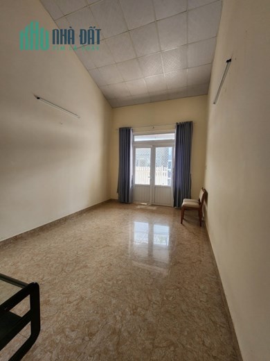 ( Wow wow ) Chỉ 2.15 tỷ - Sở hữu ngay căn nhà Nhà đẹp hẻm oto đường Lữ Gia, Đà Lạt 72m2