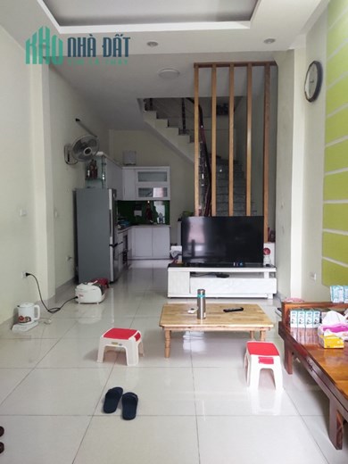 Chính chủ cần bán nhà đường Đại Mỗ,Nam Từ Liêm dt 33 m2 x 4 t đẹp giá 3,3 tỷ