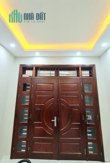 Bán CCMN Trương Định 58m2 x 5 tầng 1 tum, 9 ngủ khép kín thang máy DT 55tr.Giá 7,6ty. Sổ đỏ sẵn