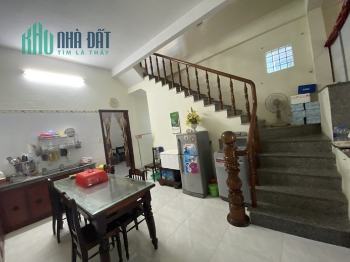 HẢI CHÂU-BÁN NHÀ LÔ GÓC NGUYỄN THÀNH HÃN-70M2-3T-NGANG5M-NHỈNH 3 TỶ-0905891799