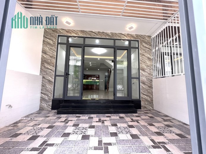 BÁN 2 CĂN NHÀ PHỐ LIỀN KỀ NHAU. Mới 100%  1 TRỆT 2 LẦU 🔓 BÁN ĐỒNG GIÁ : 4 TỶ