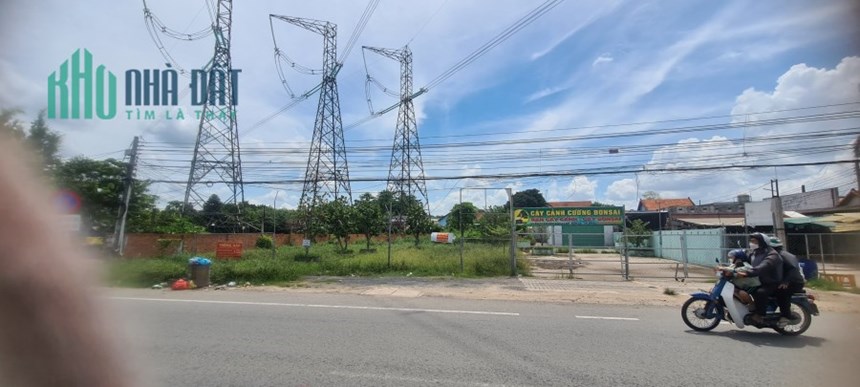 CẦN CHO THUÊ HOẶC BÁN NHÀ ĐẤT MẶT TIỀN ĐƯỜNG NGUYỄN VĂN THÀNH THỊ XÃ BÊN CÁT BÌNH DƯƠNG_LH :