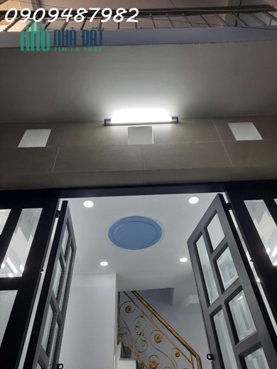 Chủ Bán Gấp nhà Đường Trần Xuân Xoạn Quận 7 , giá 1 Tỷ 700 Triệu