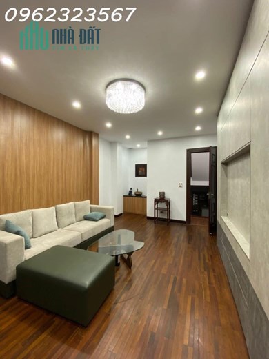 Bán nhà trong ngõ Xã Đàn,50m2, Lô góc, Ôtô vào nhà, cách mặt phố Xã Đàn đúng 30m