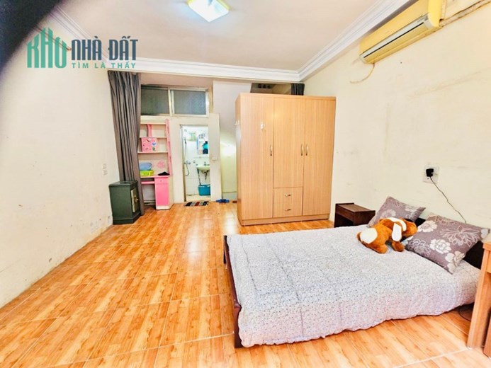 ⭐️THẬT 100%-KO NHANH LÀ HẾT- 4.9  TỶ Ô tô đỗ cửa Phố Nguyên Hồng,Ngõ thông,KD⭐️