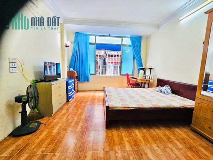 ⭐️THẬT 100%-KO NHANH LÀ HẾT- 4.9  TỶ Ô tô đỗ cửa Phố Nguyên Hồng,Ngõ thông,KD⭐️