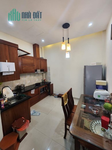 💥Lô Góc Nguyễn Ngọc Vũ Cầu Giấy, Nhà Đẹp Dân Xây Oto Đỗ Cửa Sát Phố, 65m Nhỉnh 10Tỷ💥