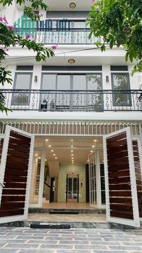 Hồ Tùng Mậu Cầu Giấy, Oto 2 Thoáng Ở & Văn Phòng, Cạnh ĐH Thương Mại 110m Mt 6.6m 22Tỷ