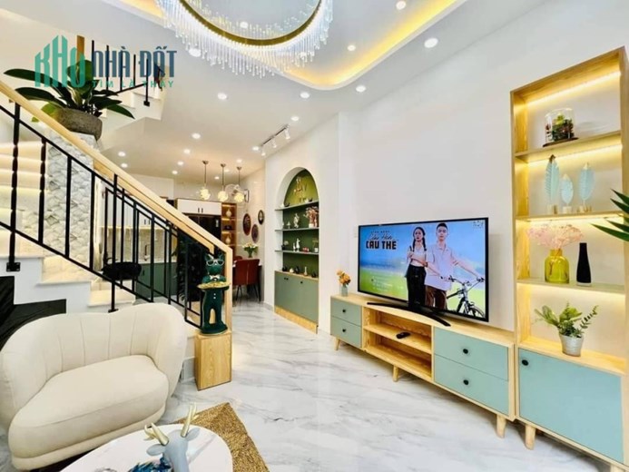 Siêu hiếm nhà phố Yên Lãng, 5p ra Hồ Hoàng Cầu, 38m2, 5,2 tỷ