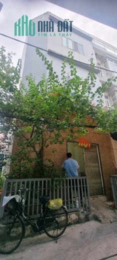 Bán nhà Ngộp Bank Hồng Bàng Quận 11 4 tầng BTCT HXH 44m2 chỉ nhỉnh 6 tỷ.