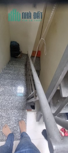 Bán nhà Ngộp Bank Hồng Bàng Quận 11 4 tầng BTCT HXH 44m2 chỉ nhỉnh 6 tỷ.