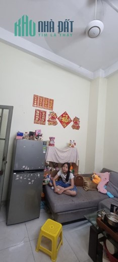 Bán nhà Ngộp Bank Hồng Bàng Quận 11 4 tầng BTCT HXH 44m2 chỉ nhỉnh 6 tỷ.