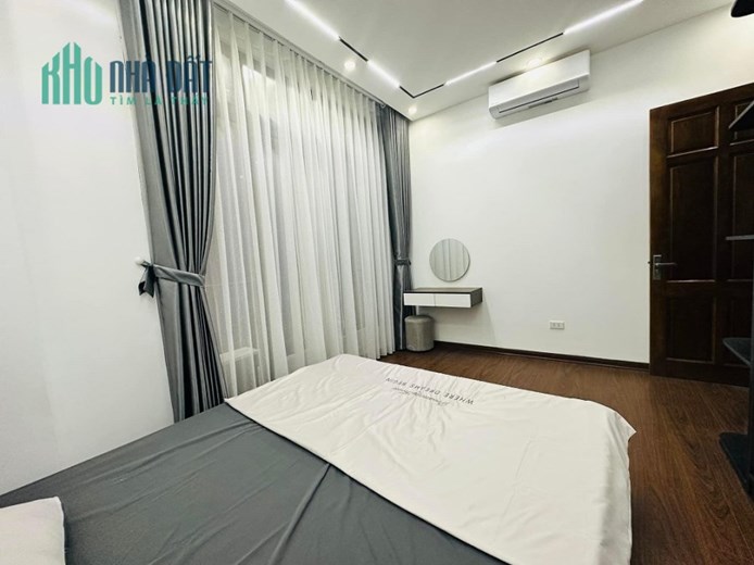 LÔ GÓC, MẶT TIỀN SIÊU RỘNG, NHÀ ĐẸP NGUYỄN KHANG – TẶNG FULL NỘI THẤT, 36M2 NHỈNH 5 TỶ
