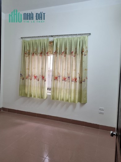 BÁN NHÀ SUỐI HOA-3 TẦNG KIÊN CỐ- PHÒNG CHIA KHOA HỌC- CONTAINER ĐỖ CỬA - CẠNH HÀNH CHÍNH CÔNG- MT
