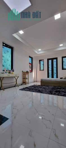 Bán nhà Vương Thừa Vũ-Thanh Xuân 42mx8 tầng-Lô Góc-Thang Máy-Gần phố-nhà mới.