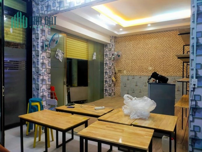 Cho thuê nhà mặt tiền Thích Quảng Đức quận Phú Nhuận.